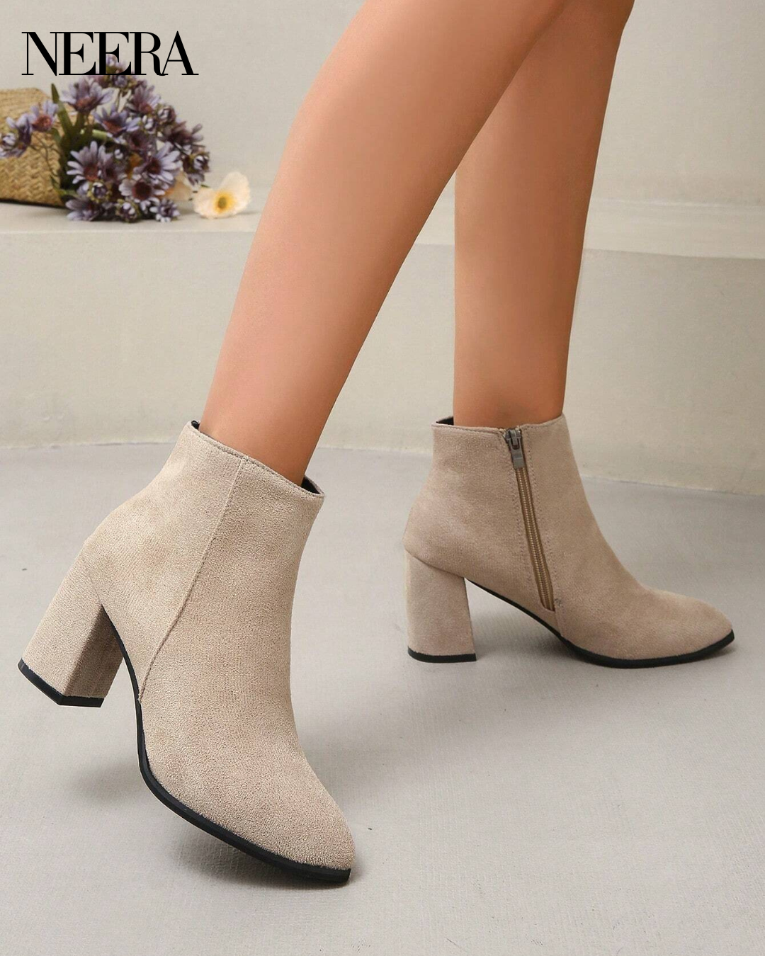 Shoes with heel and side zip