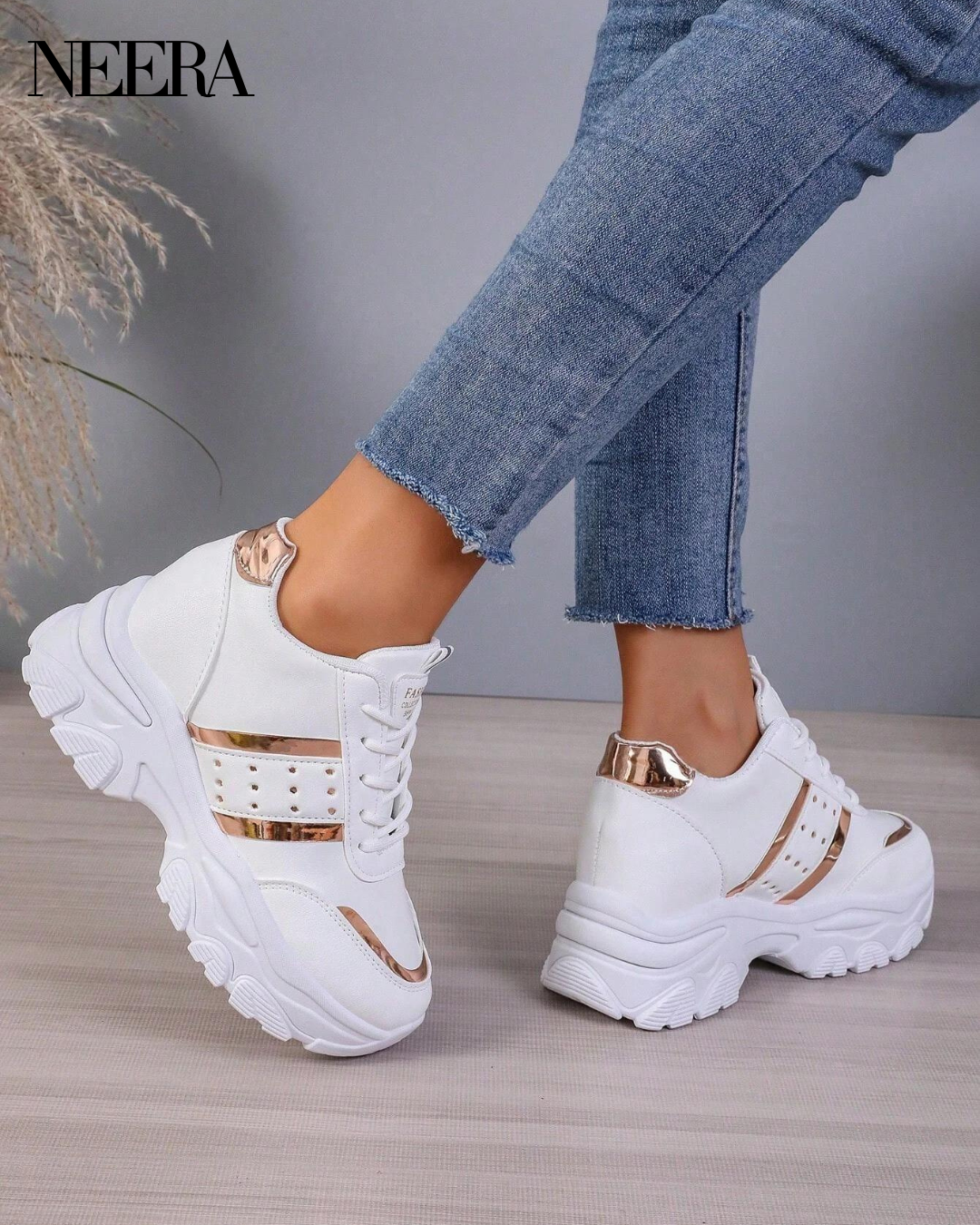 Shoes with thick sole and comfortable platform