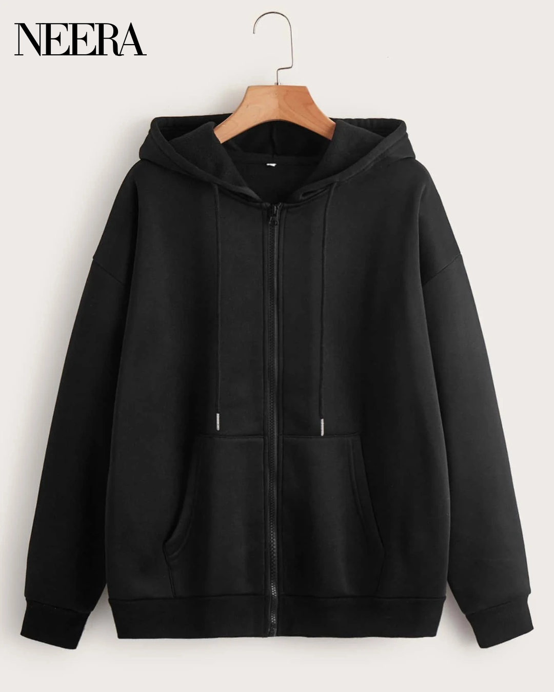 Sweatshirt with zip and hood